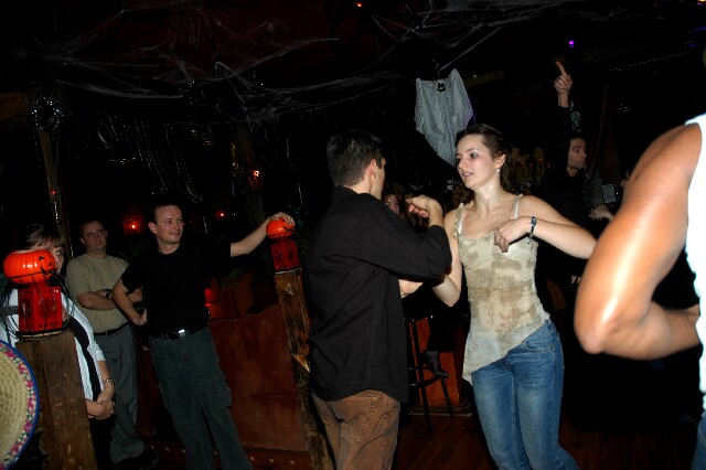min 2005 11 06 sharkys 168